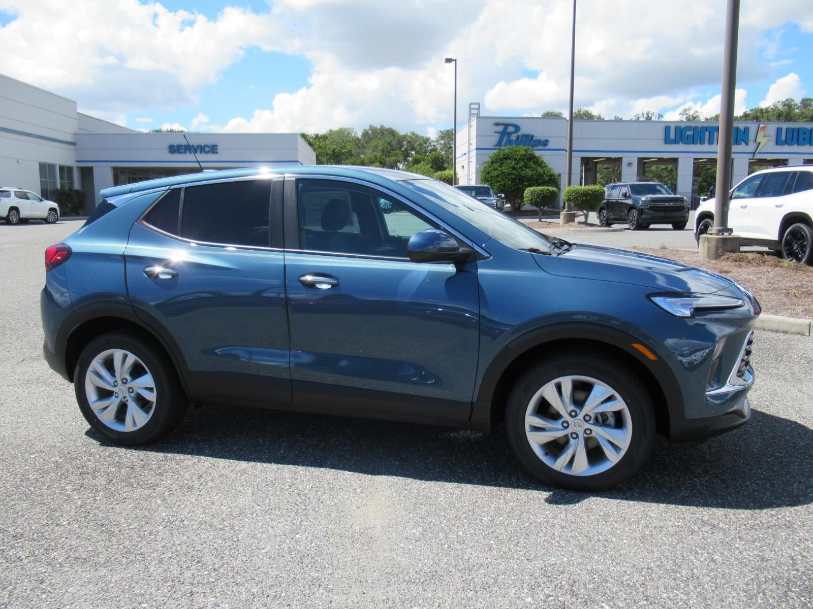 New 2026 Buick Encore GX Preferred w/ Comfort Package FWD image 2