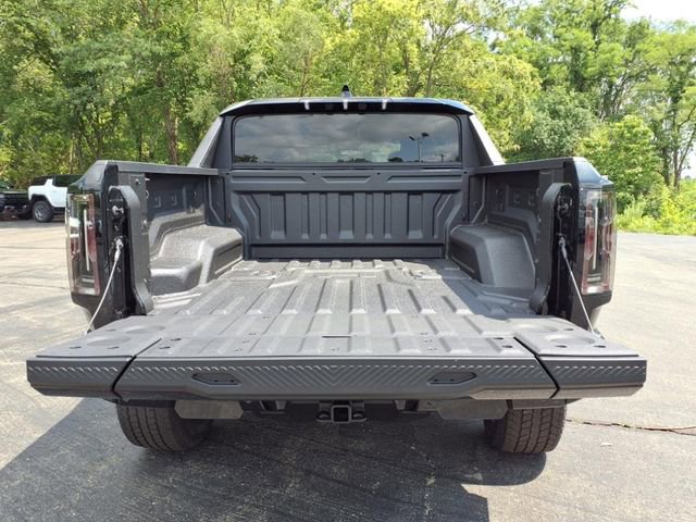 New 2025 GMC Hummer EV 2X image 18