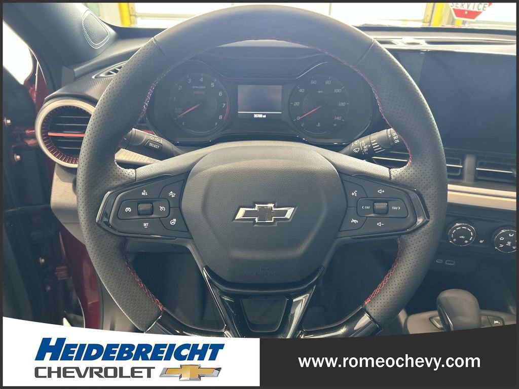Used 2024 Chevrolet Trax RS w/ Driver Confidence Package image 18
