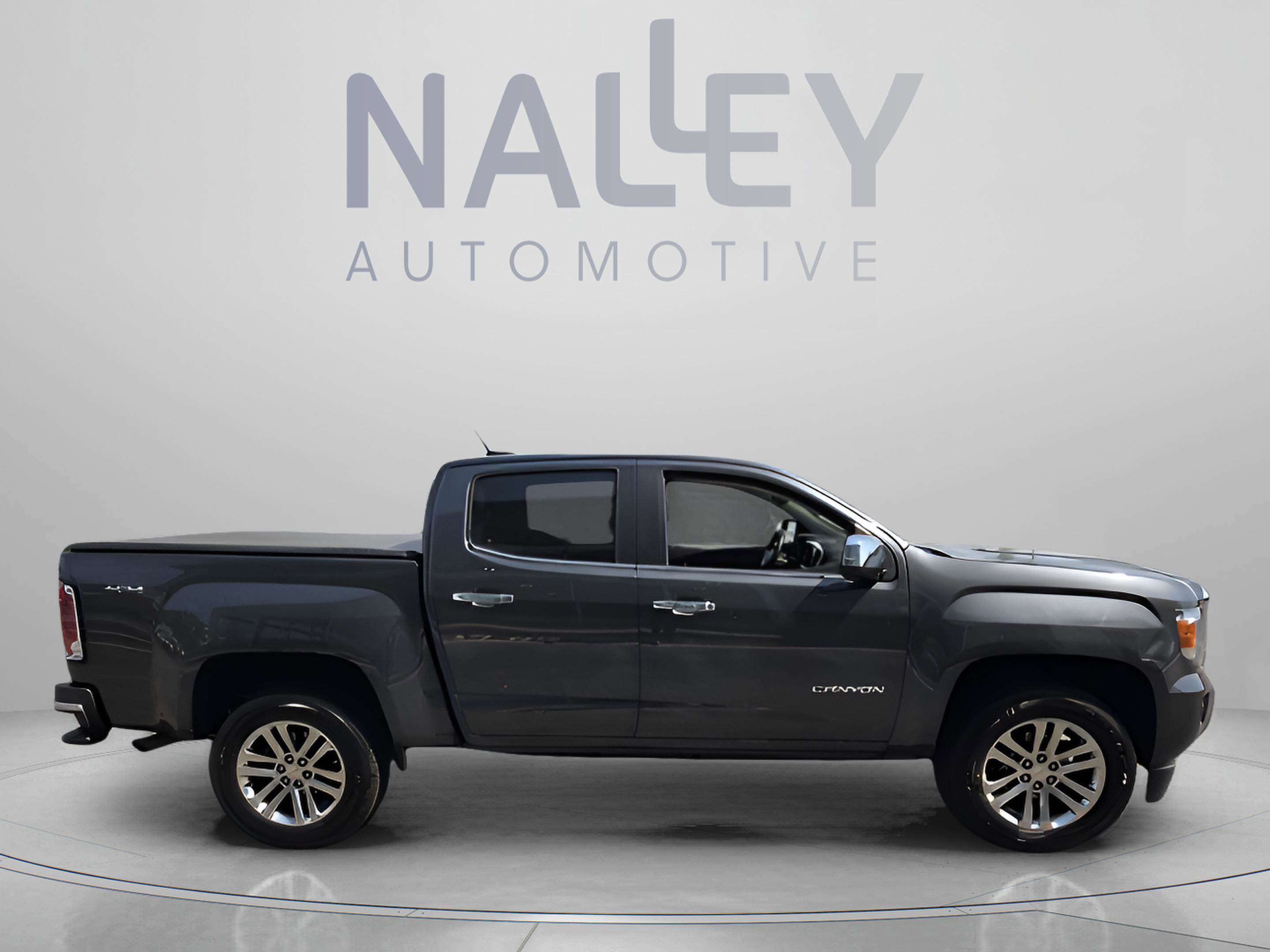 Used 2016 GMC Canyon SLT w/ Driver Alert Package image 6