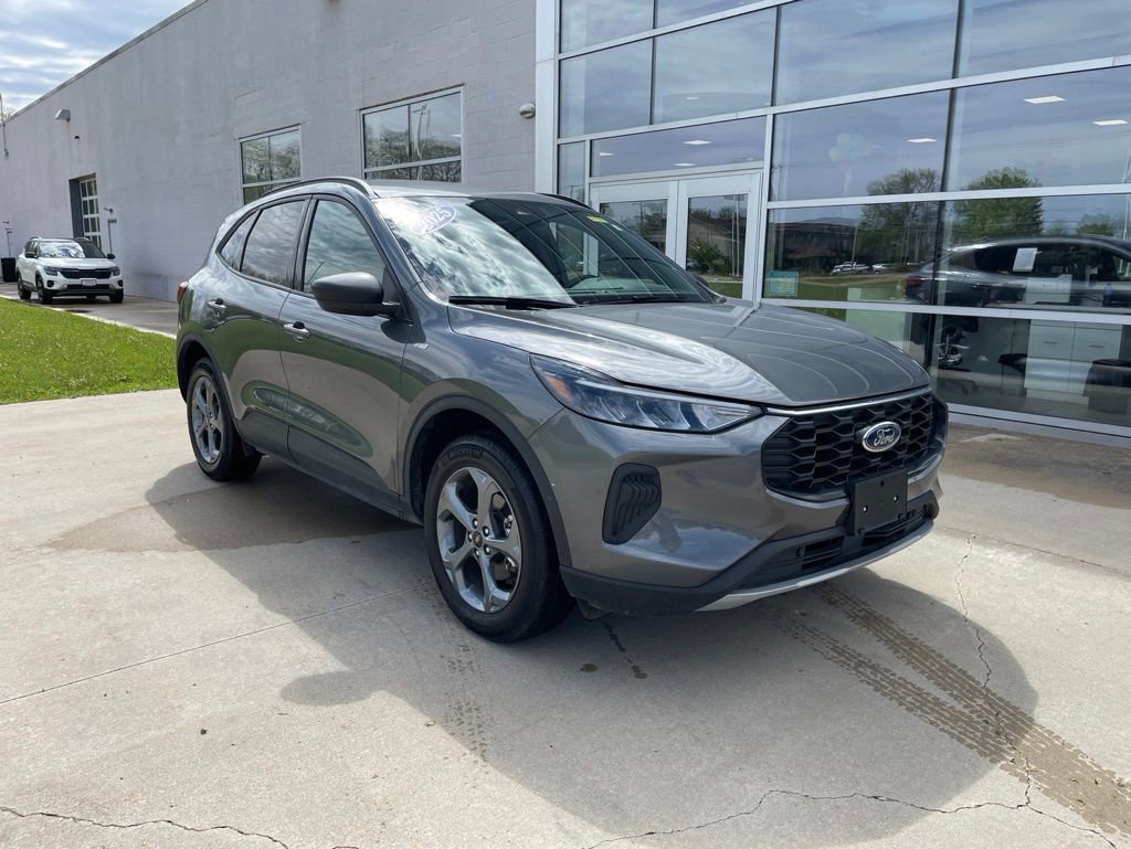 Used 2025 Ford Escape ST-Line