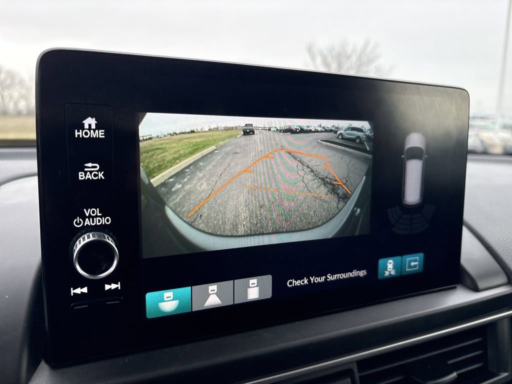 Used 2025 Honda Pilot Touring image 24