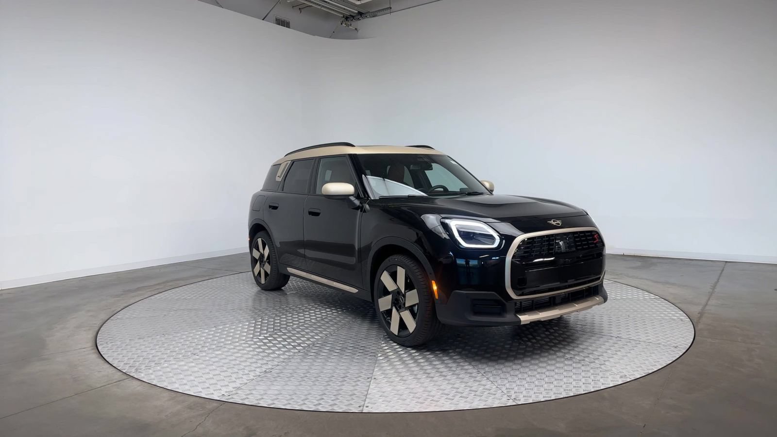 Used 2026 MINI Cooper Countryman S w/ Comfort Package Max AWD/4WD image 5