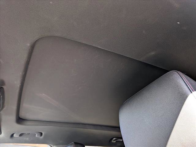 Used 2019 Chevrolet Blazer RS w/ Sun and Wheels Package image 17