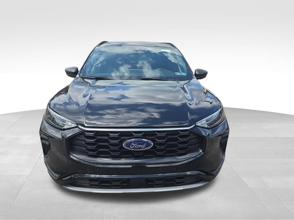 Certified 2024 Ford Escape ST-Line w/ Tech Pack #1 image 2