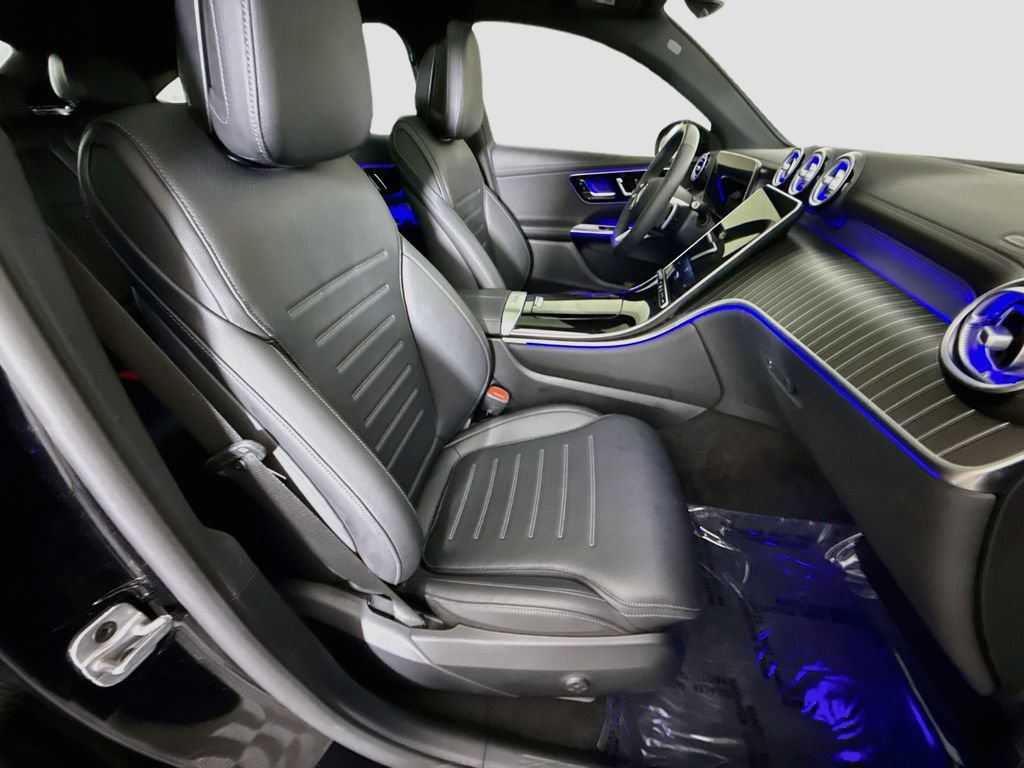 Certified 2025 Mercedes-Benz GLC 300 4MATIC image 29