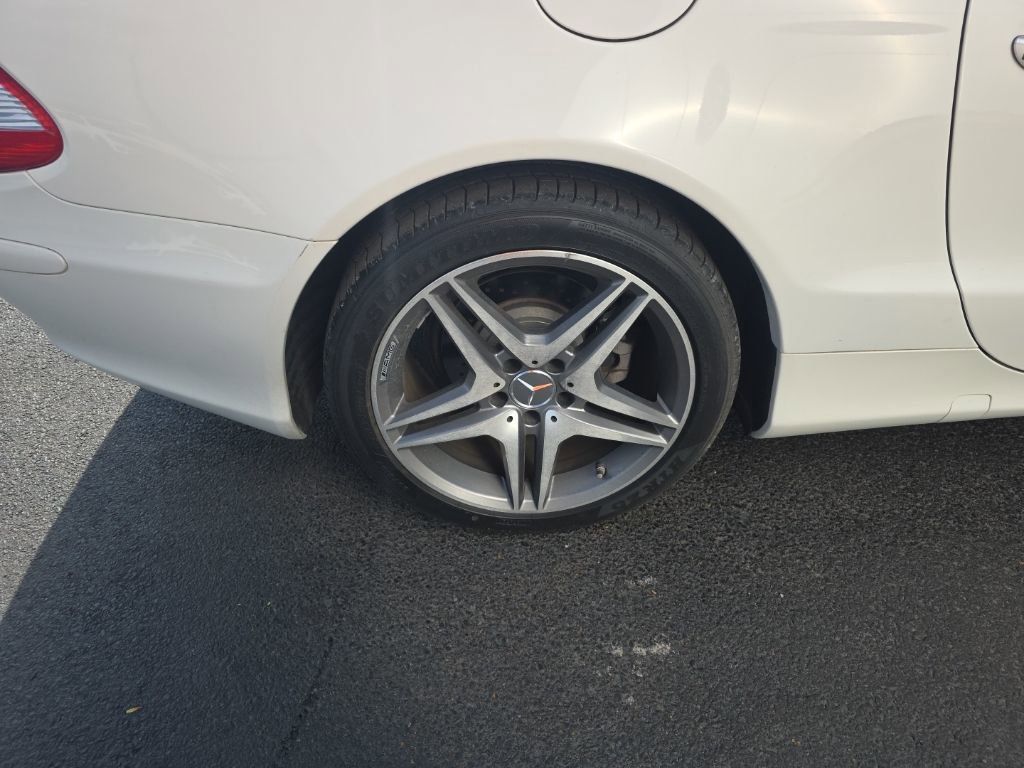 Used 2007 Mercedes-Benz SL 550 image 29