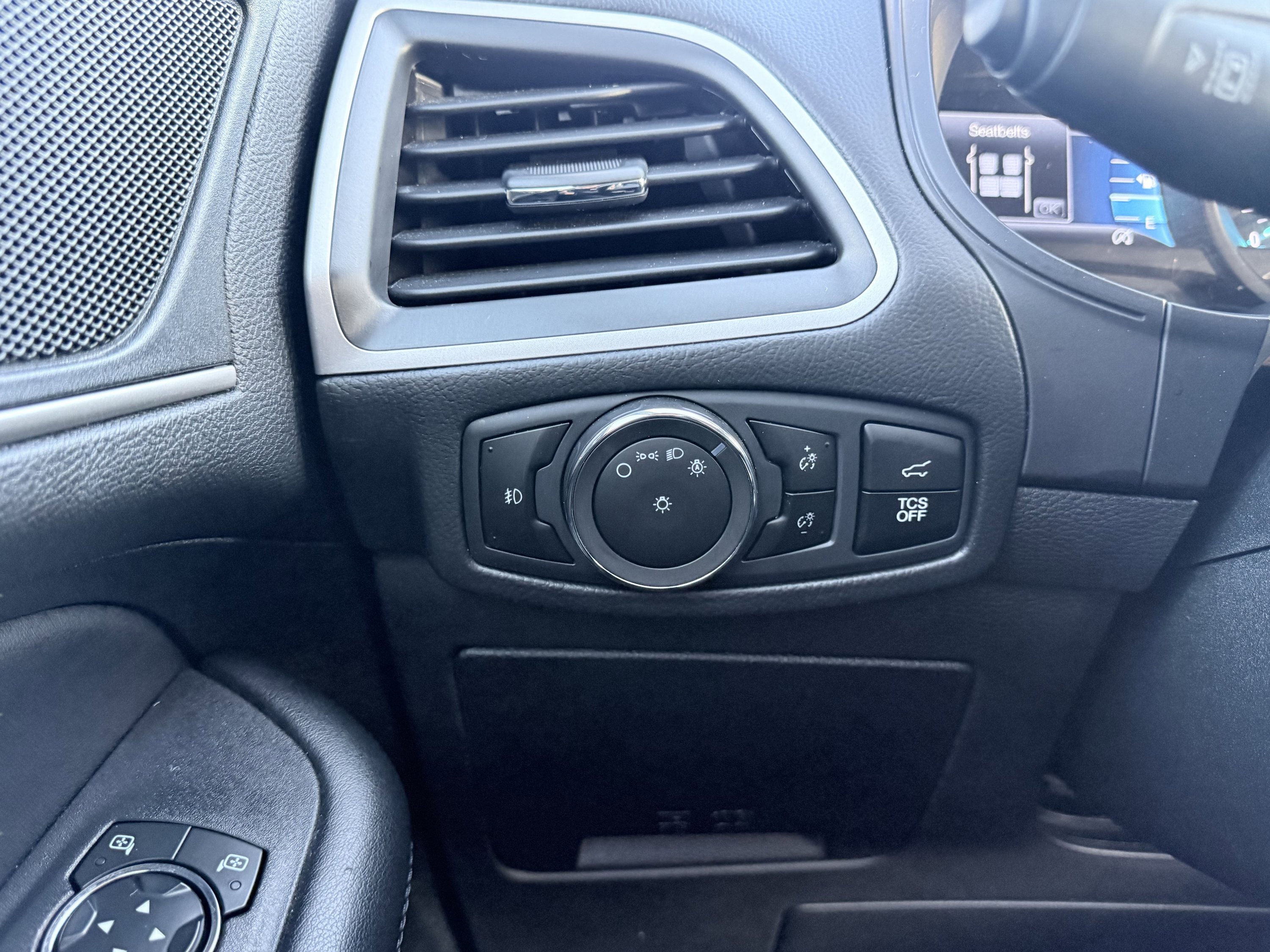 Used 2023 Ford Edge SEL w/ Convenience Package AWD/4WD image 68