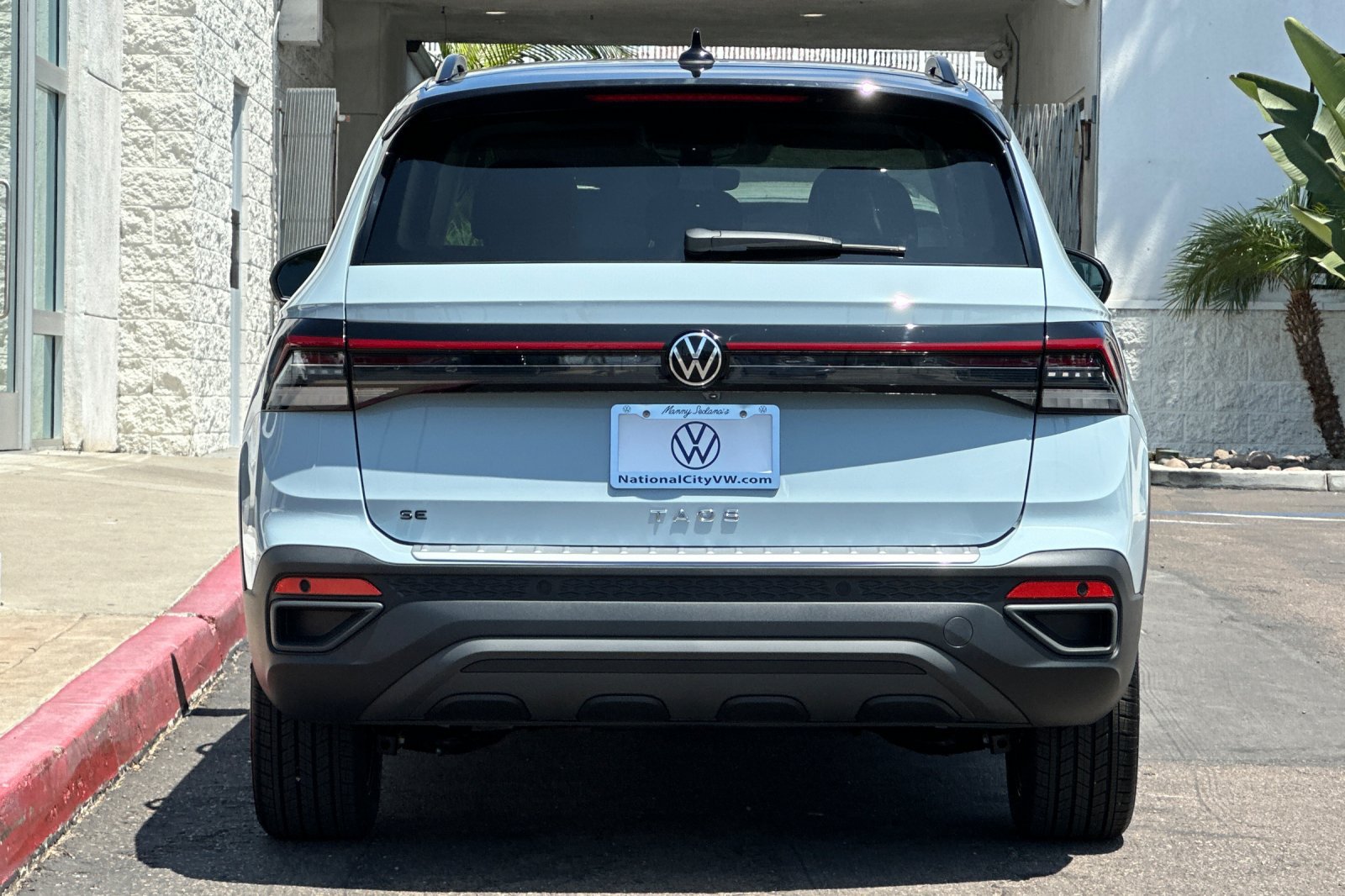 New 2026 Volkswagen Taos SE FWD image 6