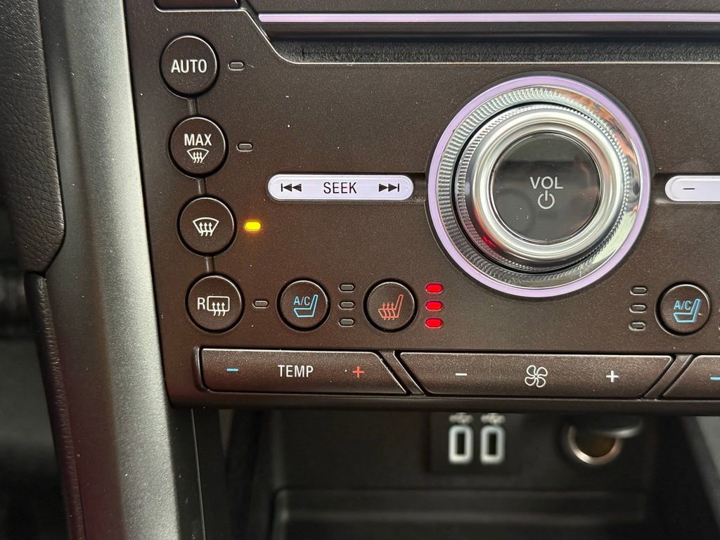 Used 2019 Ford Fusion Titanium image 32