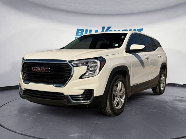 Used 2024 GMC Terrain SLE image 1