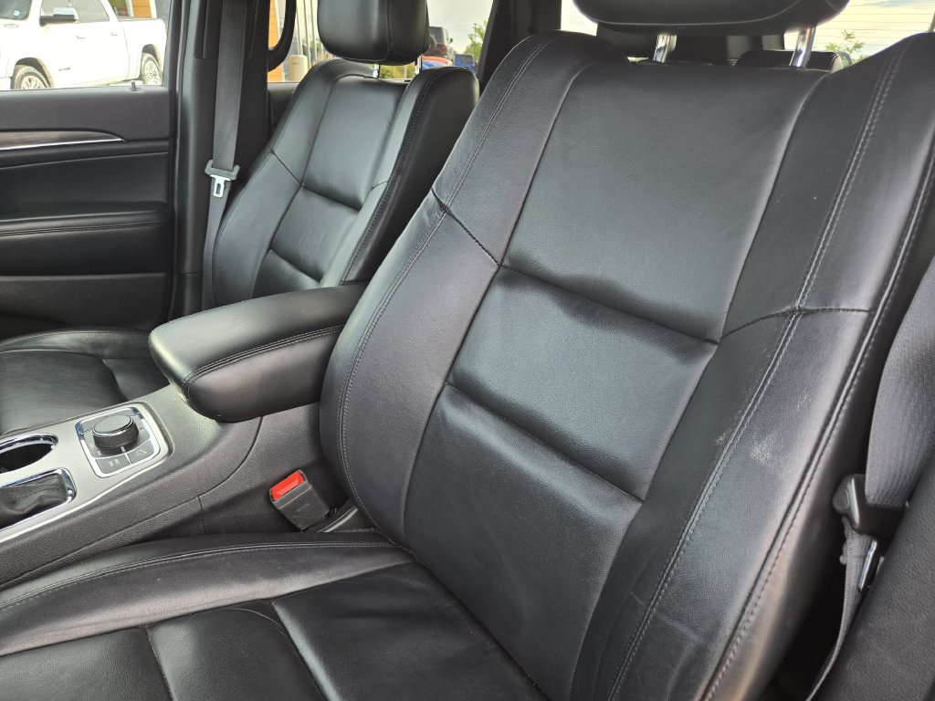 Used 2019 Jeep Grand Cherokee Limited AWD/4WD image 15