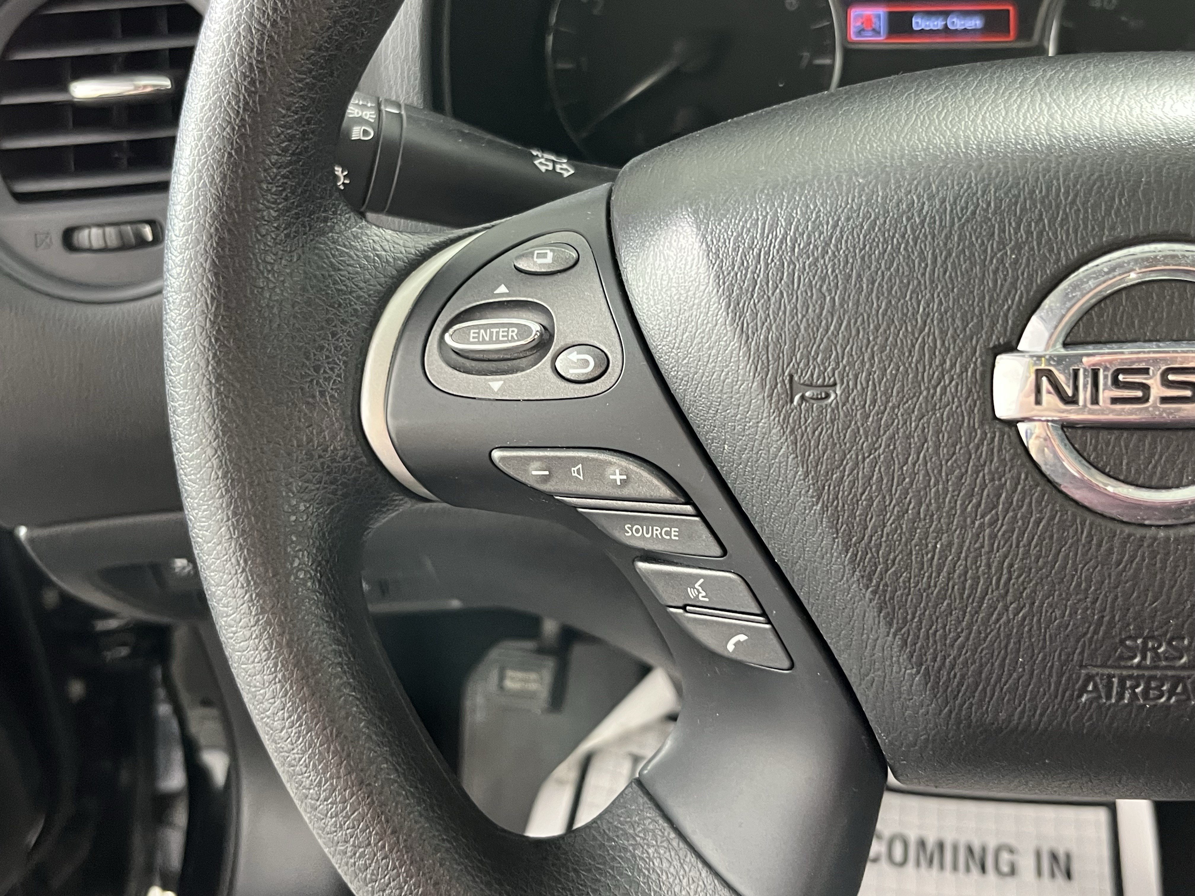 Used 2019 Nissan Pathfinder S AWD/4WD image 13