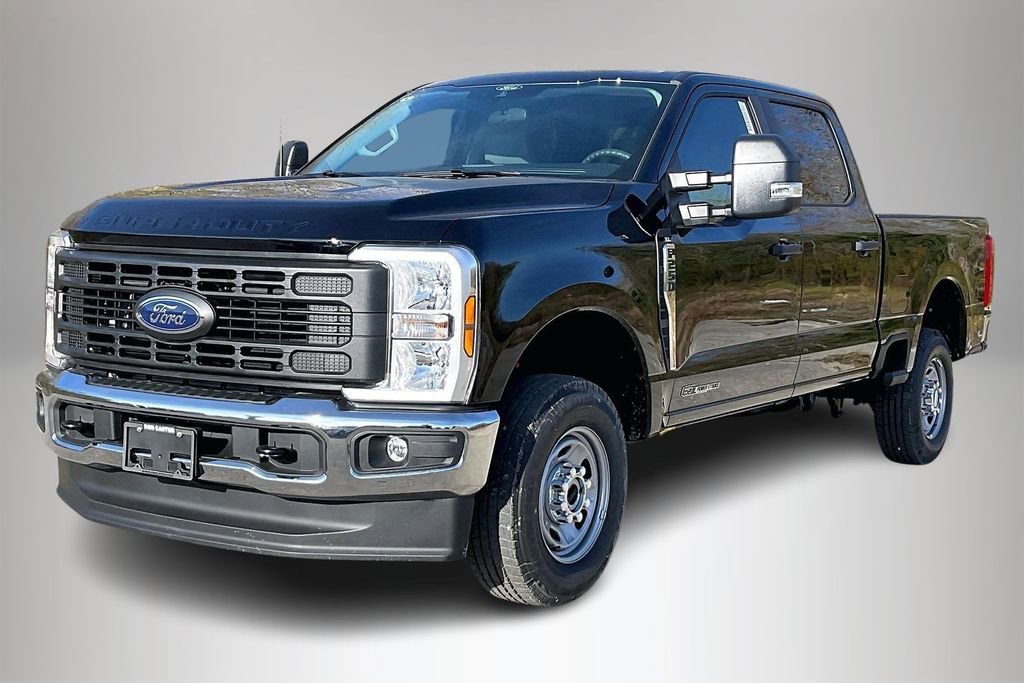 New 2026 Ford F250 XL w/ XL Chrome Package image 2