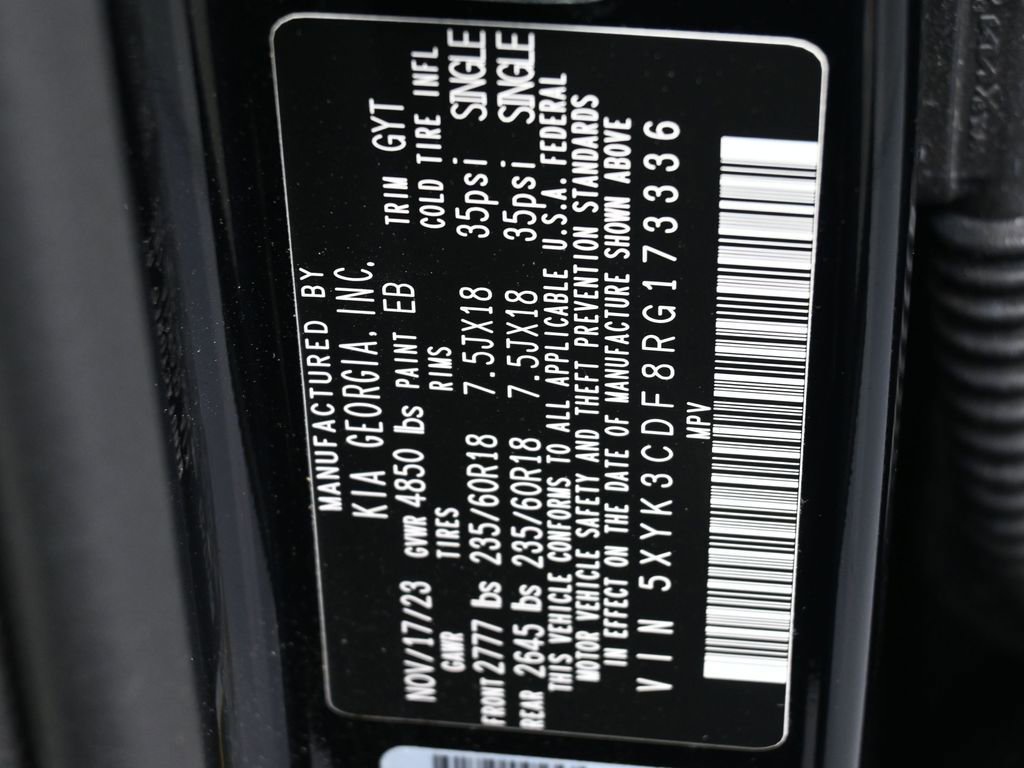 Used 2024 Kia Sportage EX image 17