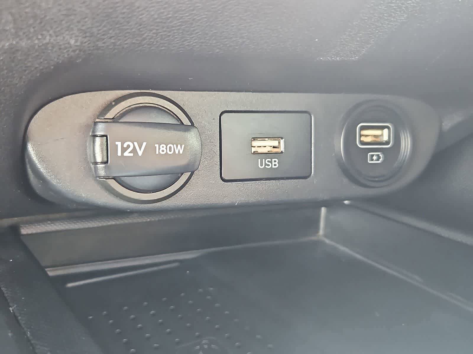 Used 2023 Hyundai Elantra SEL w/ Convenience Package FWD image 31