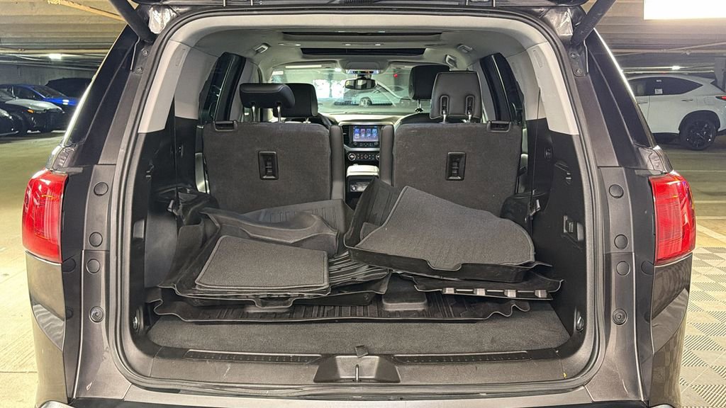 Used 2018 GMC Acadia SLT w/ LPO, Floor Liner Package image 14