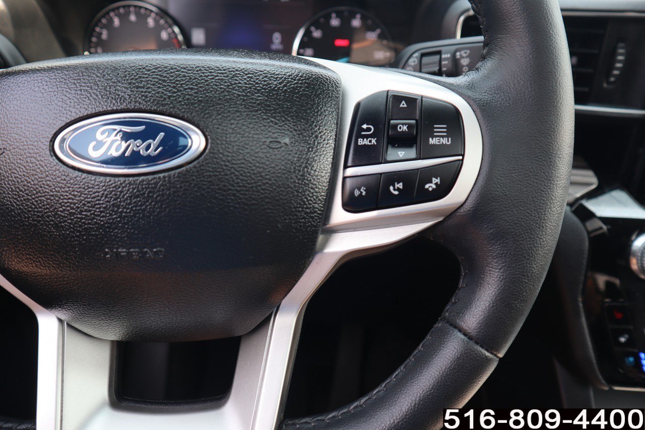 Used 2023 Ford Explorer Limited w/ Limited Technology Package AWD/4WD image 25