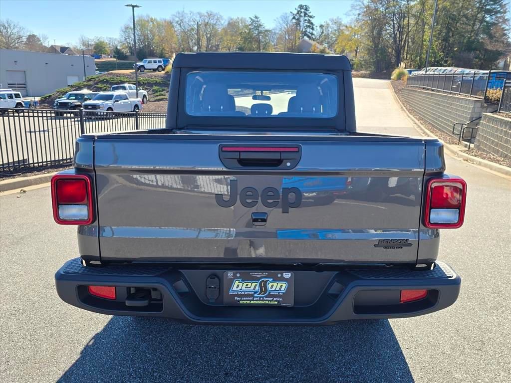 New 2026 Jeep Gladiator Sport image 14