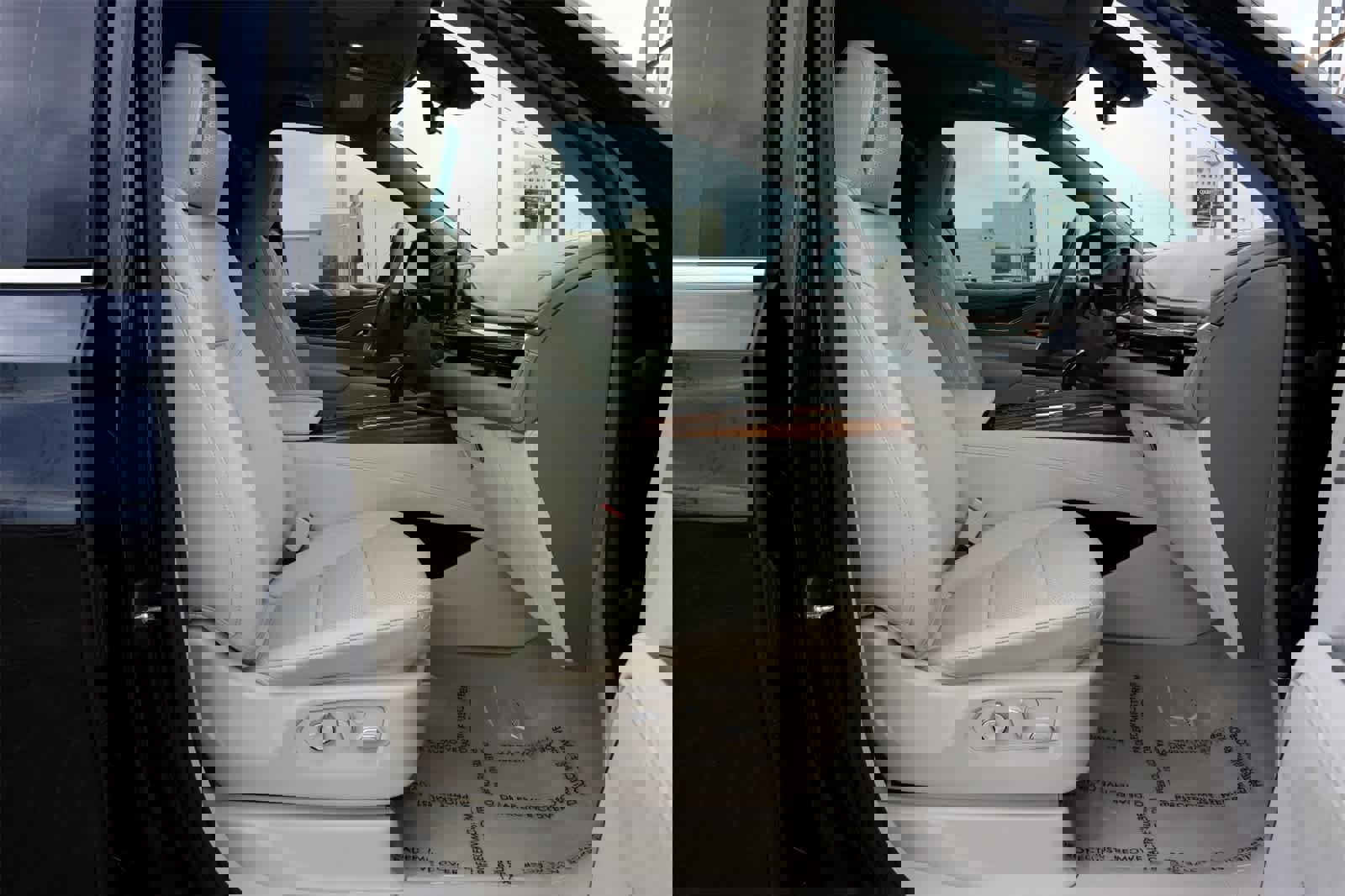 Used 2023 Cadillac Escalade Premium Luxury Platinum image 23