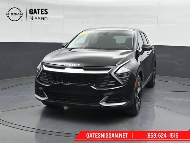 Used 2025 Kia Sportage EX FWD image 5