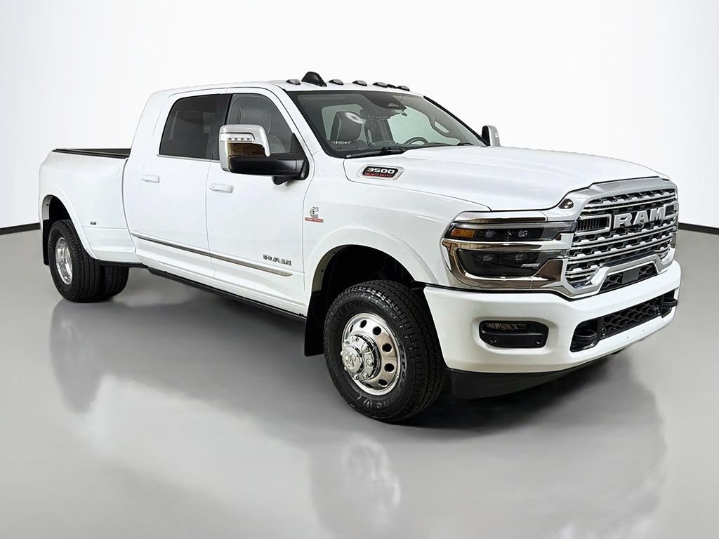 Used 2025 RAM 3500 Limited AWD/4WD image 47