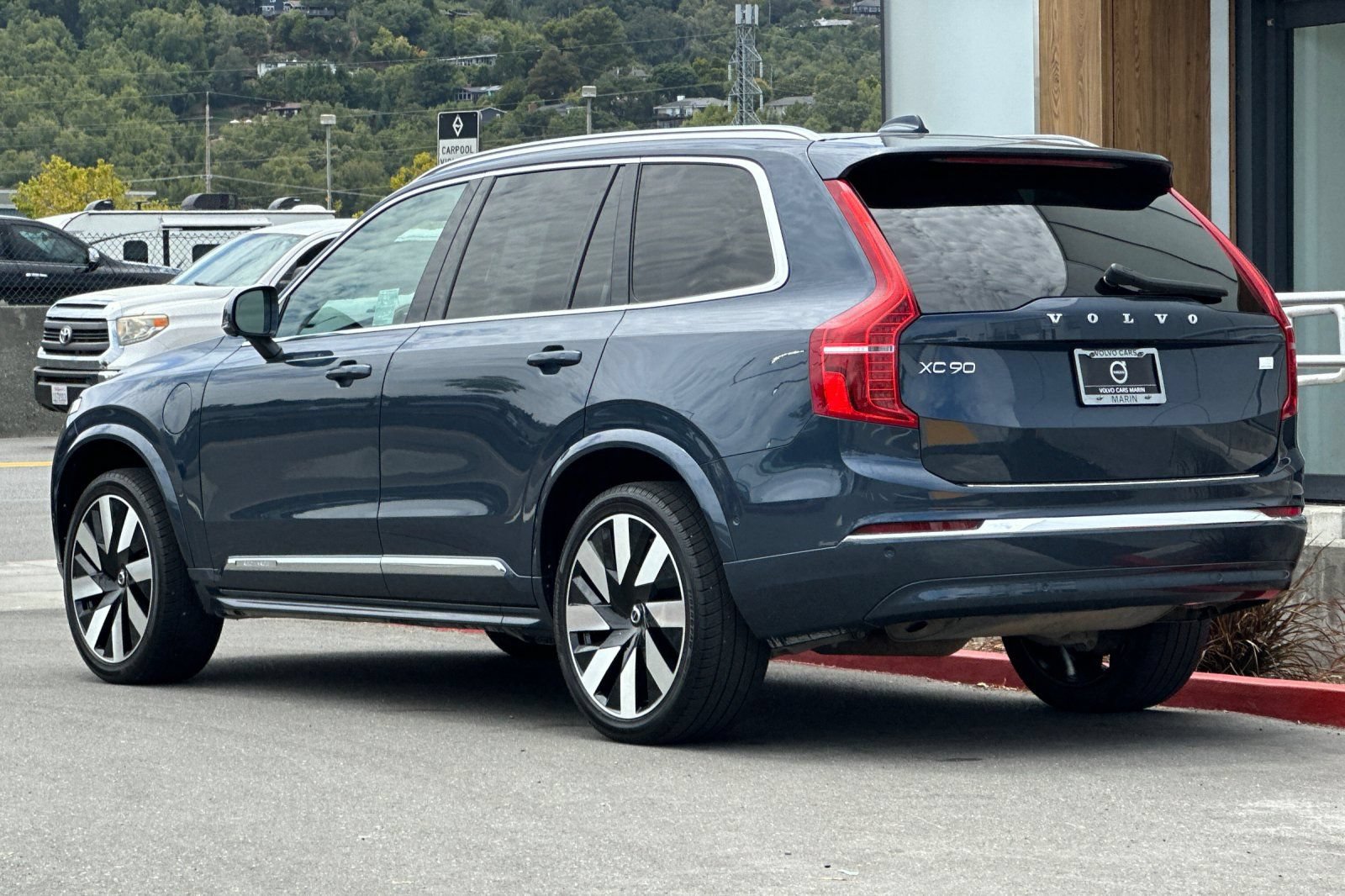 Used 2023 Volvo XC90 T8 Ultimate w/ Protection Package Premier AWD/4WD image 6