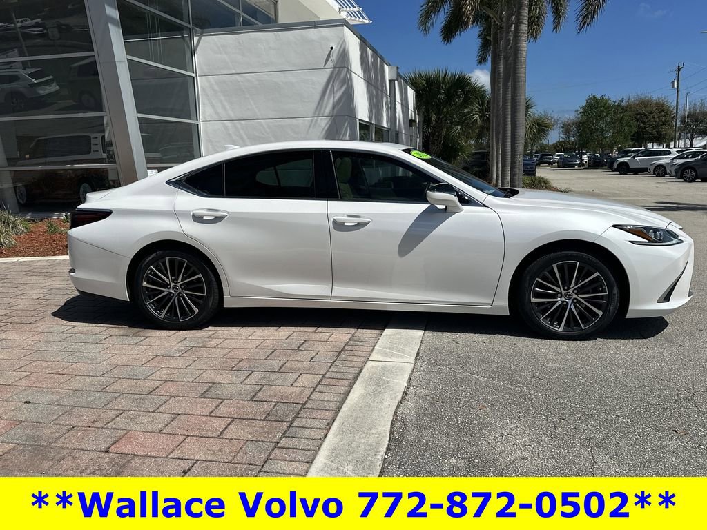 Used 2022 Lexus ES 350 w/ Premium Package FWD image 6