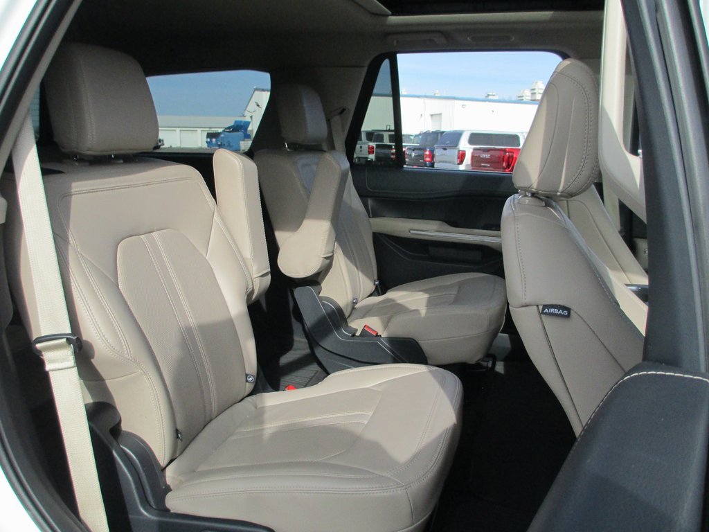Used 2024 Ford Expedition Limited image 24