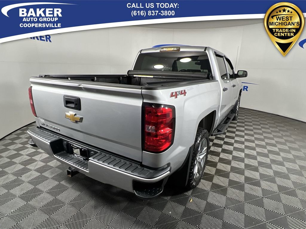 Used 2018 Chevrolet Silverado 1500 Custom w/ Custom Value Package image 9