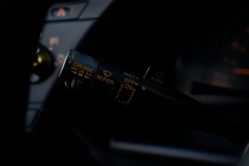 Used 1992 Chevrolet Corvette Convertible image 69