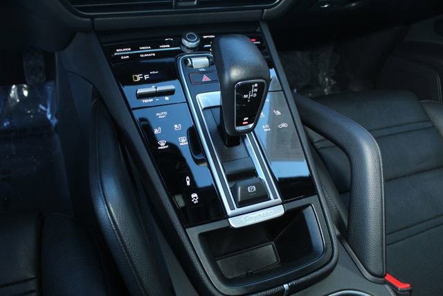 Certified 2023 Porsche Cayenne Coupe image 17