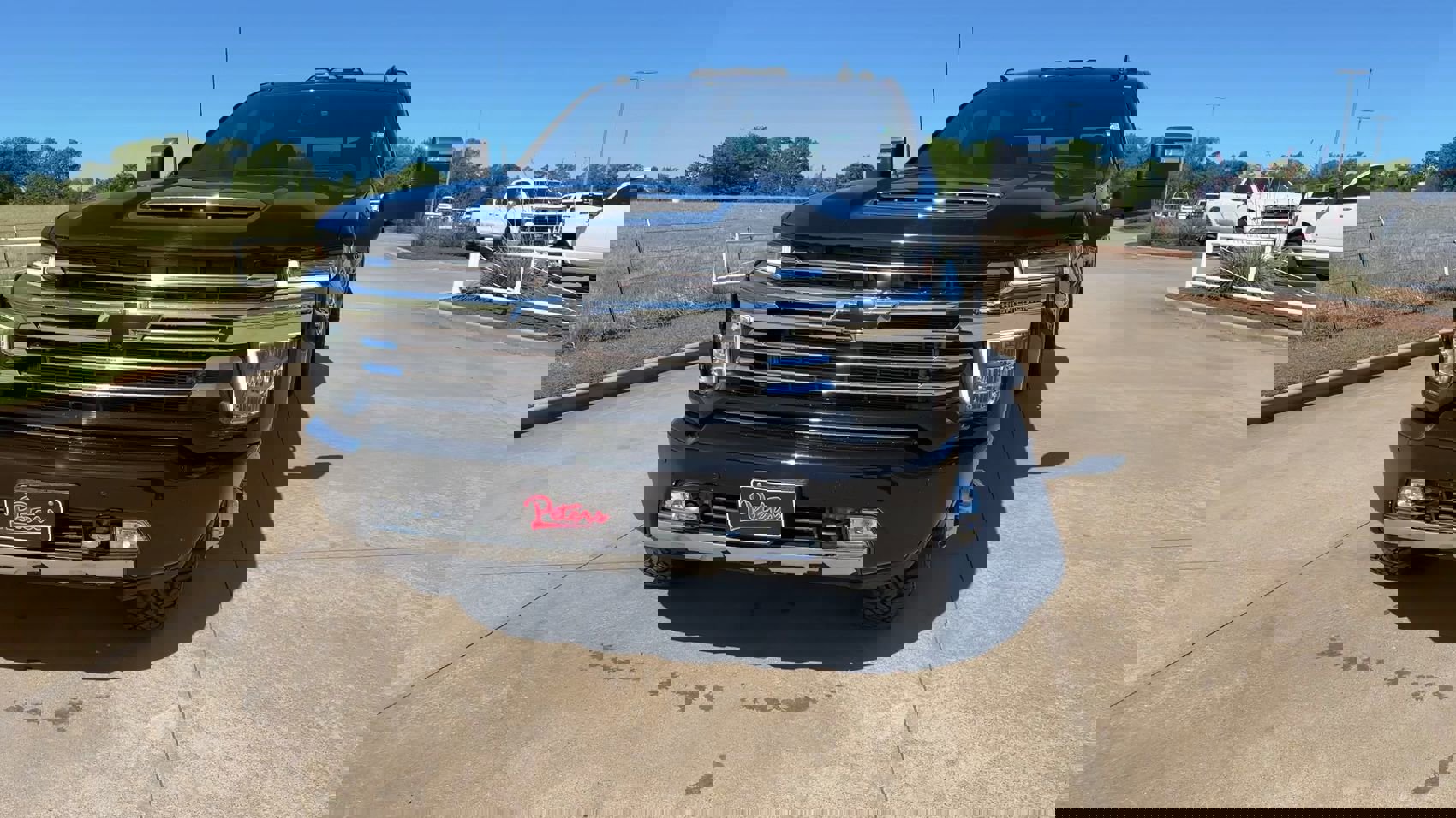 Used 2023 Chevrolet Silverado 3500 High Country w/ Snow Plow Prep/Camper Package image 4