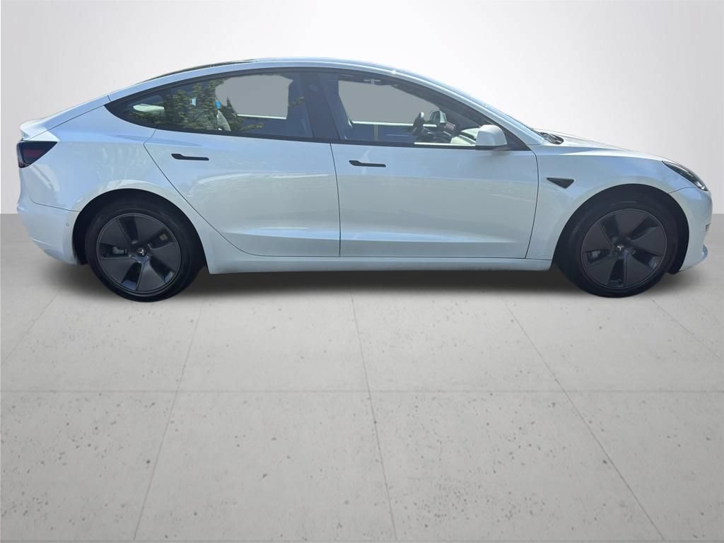 Used 2022 Tesla Model 3 Long Range AWD/4WD image 5