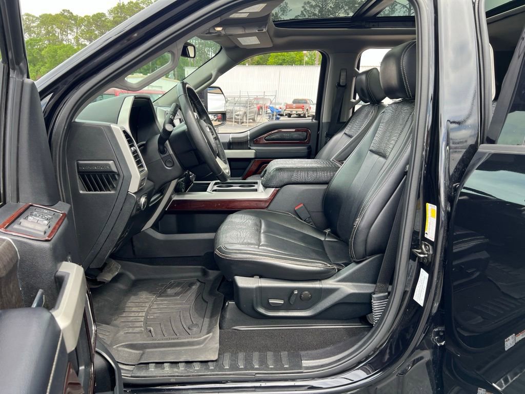 Used 2021 Ford F450 Lariat w/ Lariat Ultimate Package image 23