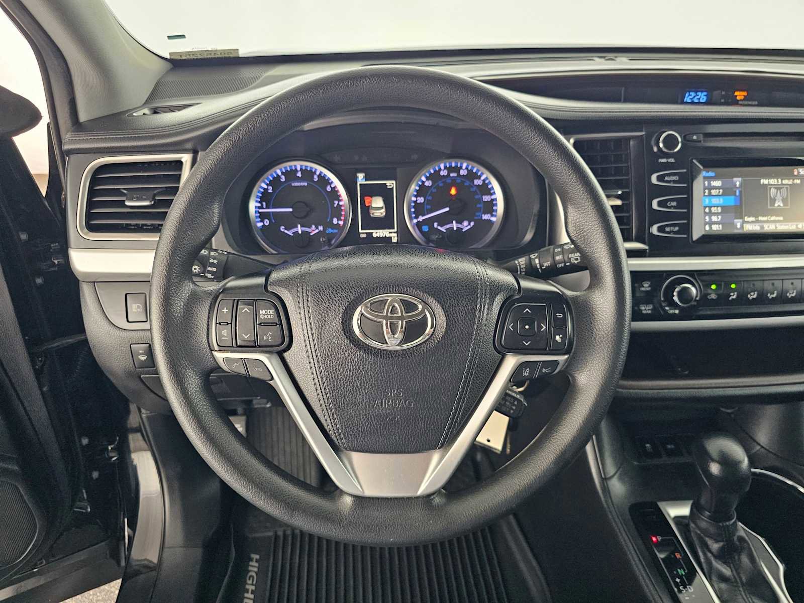 Used 2019 Toyota Highlander LE FWD image 22