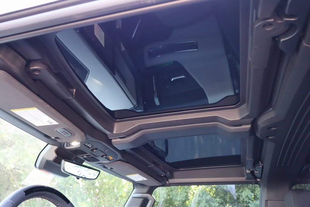 New 2026 GMC Hummer EV SUV image 21