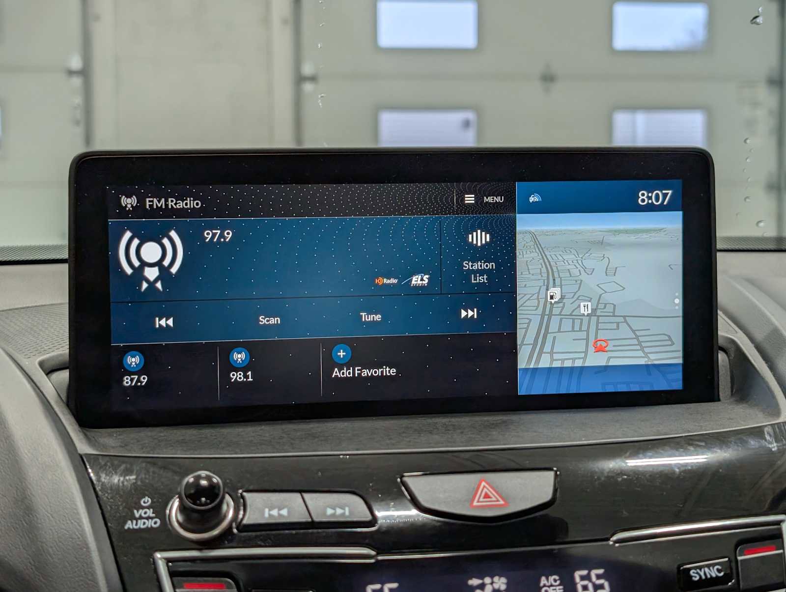 Used 2025 Acura RDX A-Spec image 25