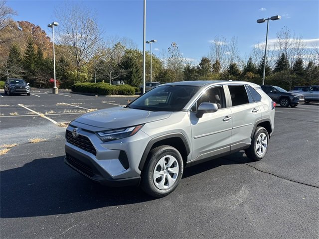 New 2025 Toyota RAV4 LE image 3