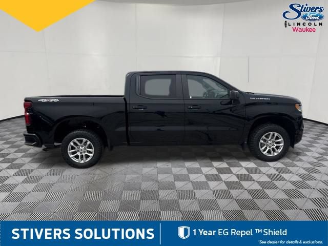 Used 2023 Chevrolet Silverado 1500 RST AWD/4WD image 5