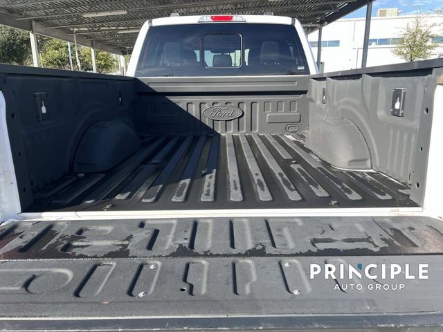 Used 2022 Ford F150 Lariat w/ Trailer Tow Package image 29