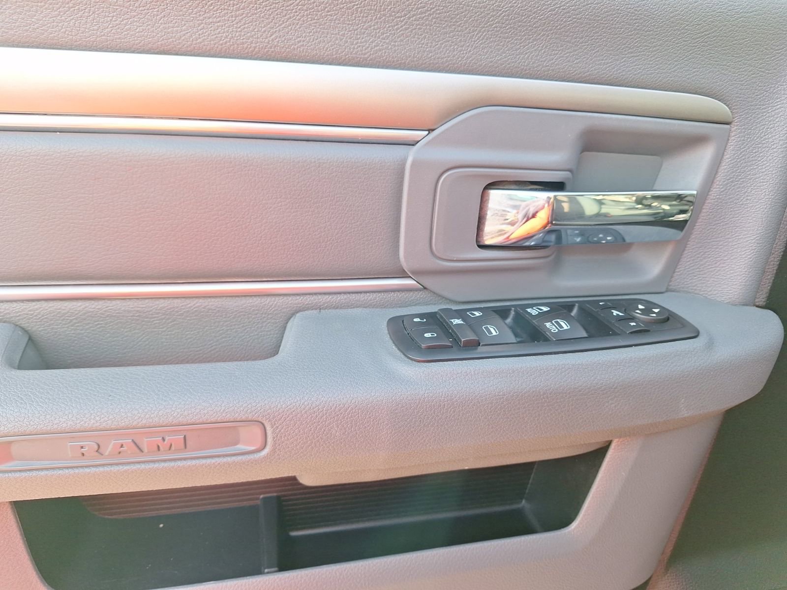 Used 2017 RAM 2500 Big Horn w/ Sport Appearance Group image 15