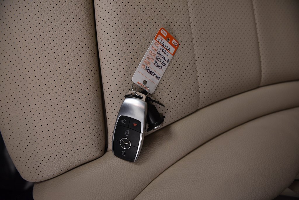 Used 2022 Mercedes-Benz GLC 300 4MATIC image 24