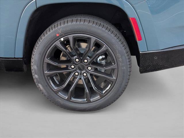 New 2026 Jeep Grand Wagoneer Summit AWD/4WD image 10