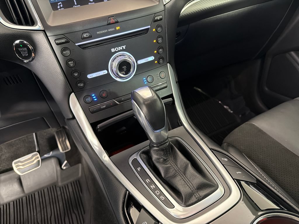 Used 2018 Ford Edge Sport w/ Equipment Group 401A AWD/4WD image 17