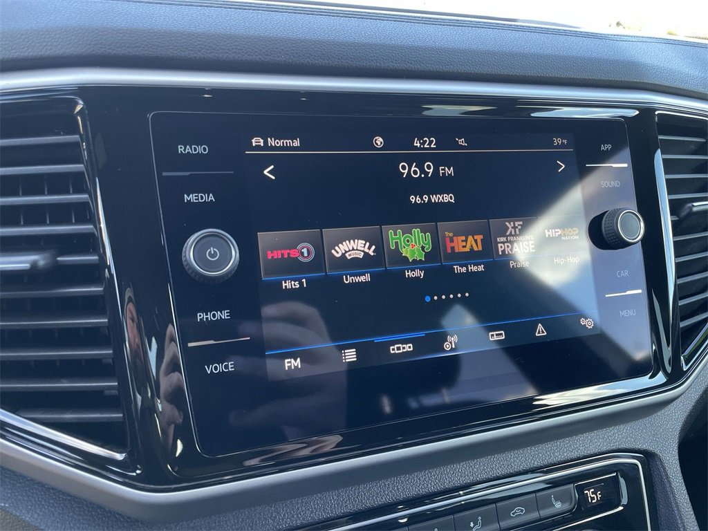 Used 2022 Volkswagen Atlas Cross Sport SE image 13