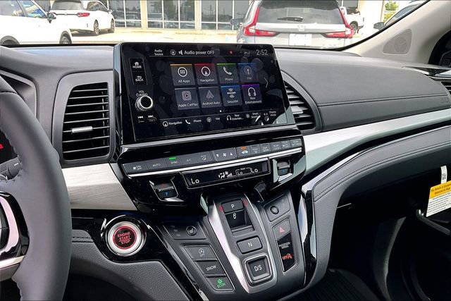 New 2026 Honda Odyssey Touring image 17