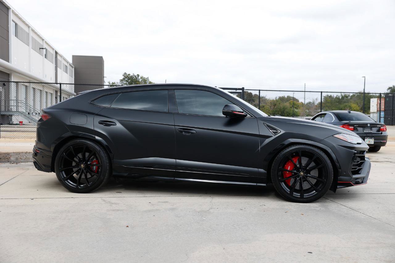 Used 2020 Lamborghini Urus image 15