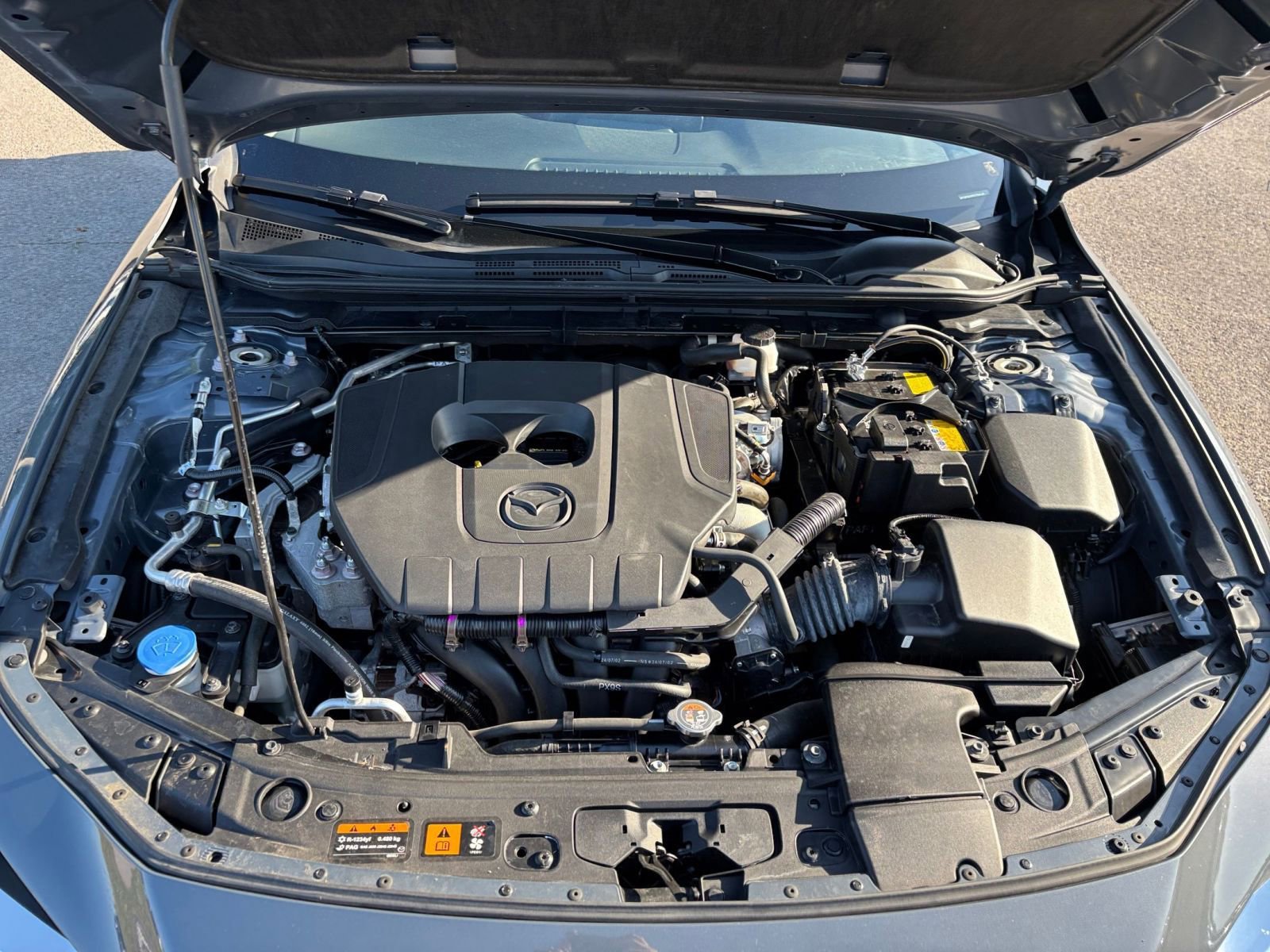 Used 2025 MAZDA MAZDA3 s AWD/4WD image 32