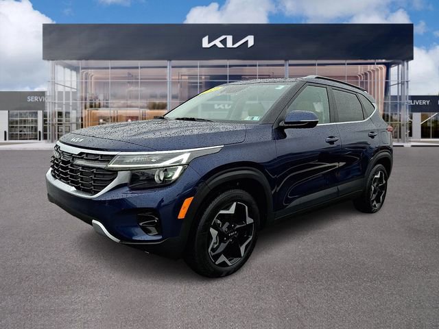 Used 2024 Kia Seltos EX image 3
